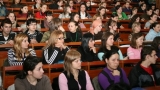 Studenţi în facultăţile româneşti