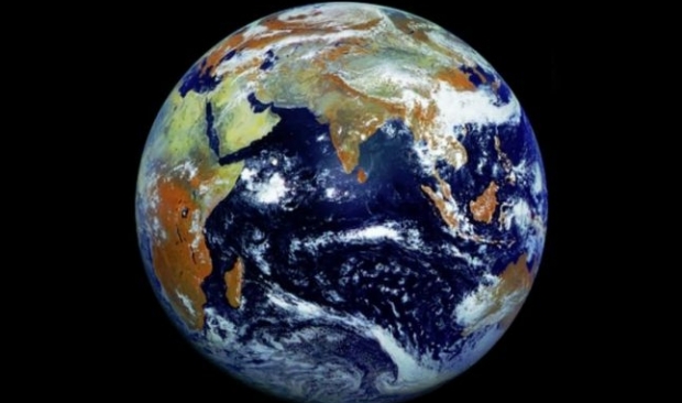 Terra, fotografiată în format 3D