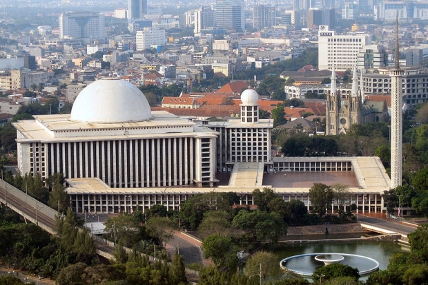 Moscheia Istiqlal din jakarta Indonezia