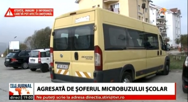 Elevă agresată de şoferul microbuzului şcolar