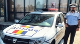 Un polițist din Râmnicu Vâlcea a salvat un copil de 11 luni blocat într-un autoturism