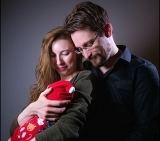 Edward Snowden, soția sa, Lindsay Mills și bebelușul lor