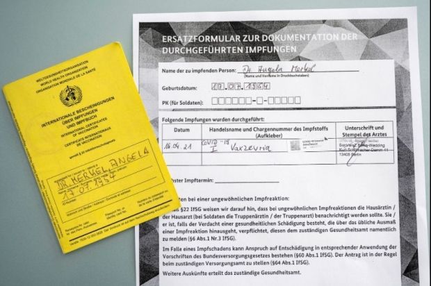 Angela Merkel, certificat de vaccinare