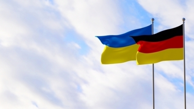 Ucraina - Germania steaguri