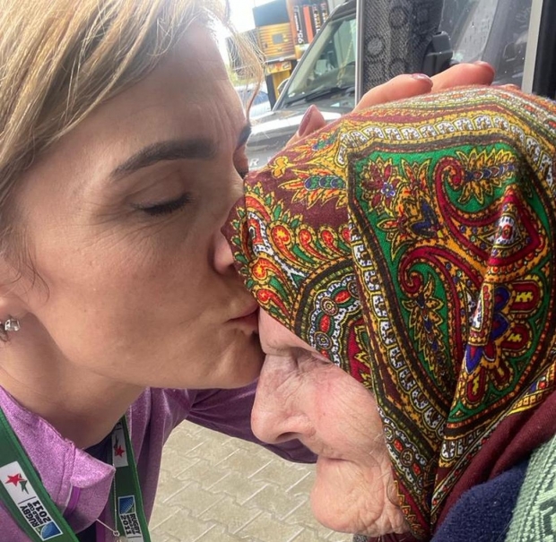 Povestea emotionată a unei irlandeze care și-a salvat bunica de 99 de ani 