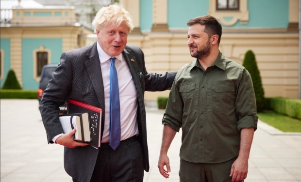 Boris Johnson și Volodimir Zelenski 