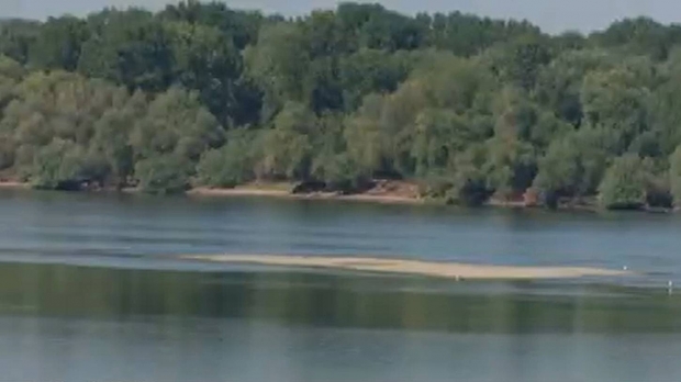 Debitul Dunării, în scădere continuă