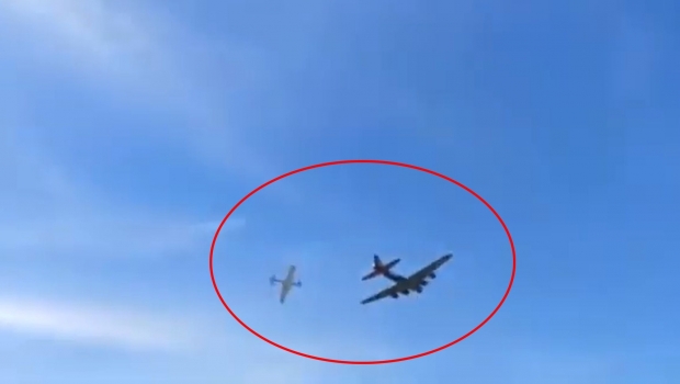 Ciocnire între două avioane în timpul unui spectacol aerian în Texas / captura video