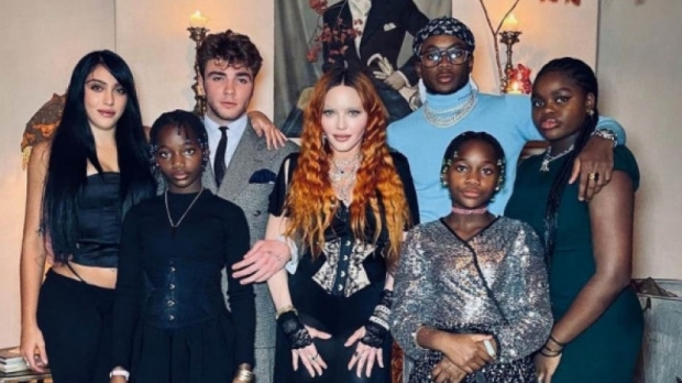 Madonna, alături de copiii săi