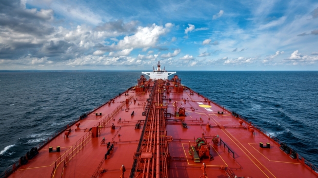 Transport de petrol pe mare