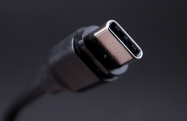 Intră în vigoare legea UE privind încărcătorul unic USB-C