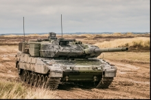 Tanc Leopard 2 / Shutterstock