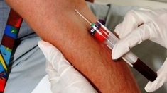 Controversa pe tema folosirii Interferonului în cazul hepatitei C continuă