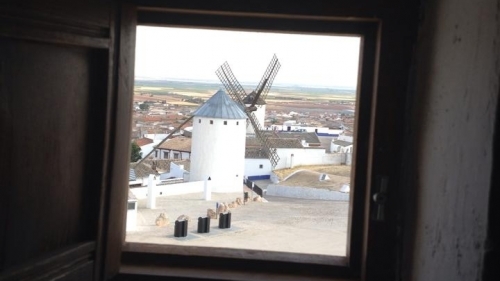 Acasă la...Don Quijote! Consulatul României în Castilla-La Mancha şi Extremadura