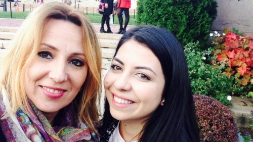 România deşteaptă la New York: Cristiana Grigore, Elif Memet şi Adriana Popa