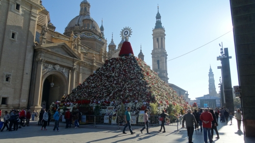 Tradiție, inovație și inedit în Zaragoza şi Lourdes, la „Cap compas”
