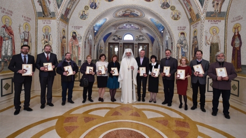 Emisiunea „Universul credinţei”, premiată de Patriarhul României