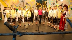 Trei decenii de existenţă ale grupului vocal SÂNZIENELE din Arad