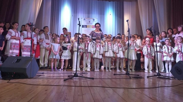 gina necula cu copii