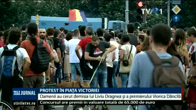 Mii de oameni cer demisia lui Liviu Dragnea