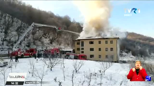 Incendiu într-un bloc din Florești