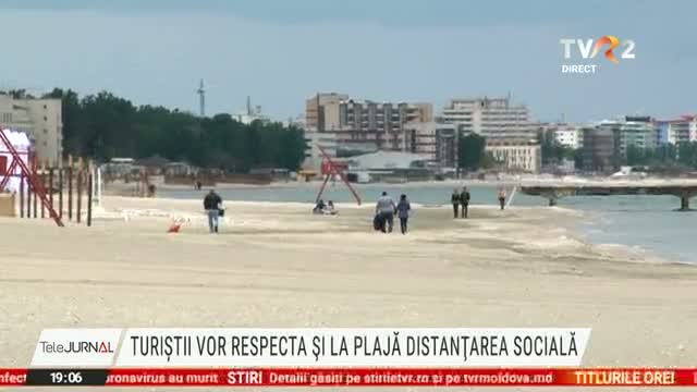 Turiștii vor respecta distanțarea socială și pe plaje