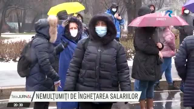 Proteste față de înghețarea salariilor 