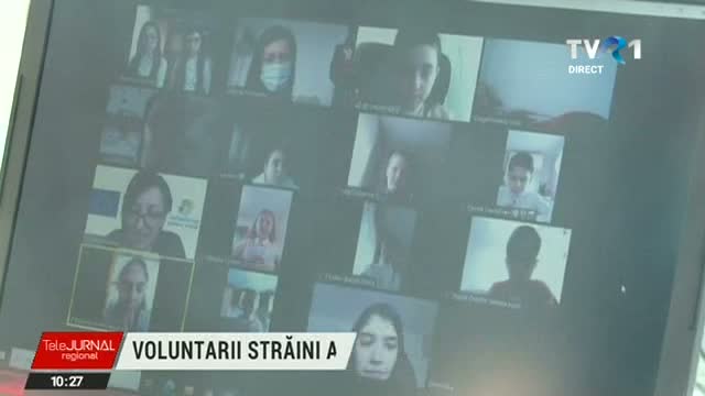 Voluntarii străini ajută copiii români