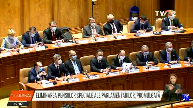 Eliminarea pensiilor speciale ale parlamentarilor, promulgată