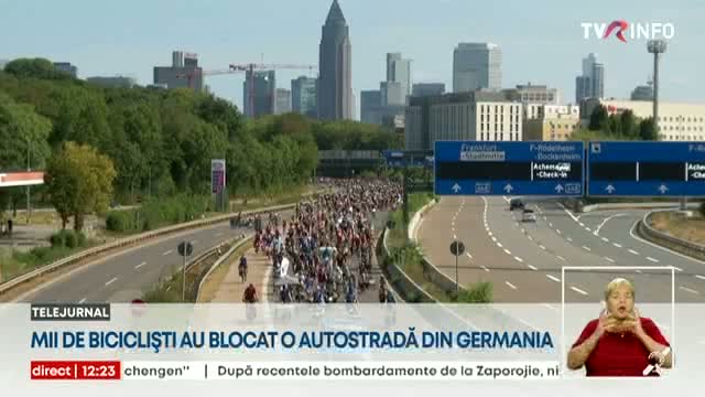 Mii de bicicliști au blocat o autostradă din Germania 