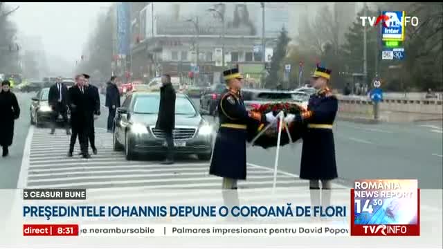 Klaus Iohannis a depus o coroană de flori